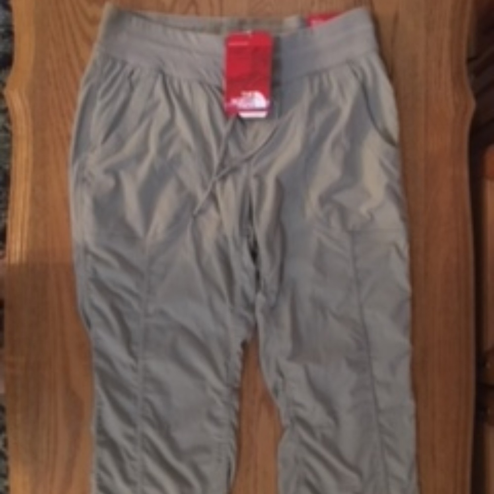 The North Face Aphrodite Capri Pants